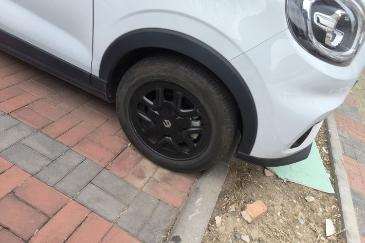 零跑汽车 零跑T03 2023款 310轻享版车身外观10