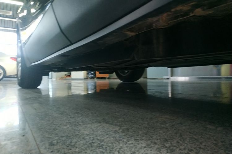 别克 昂科威 2020款 20T 两驱领先型机舱底盘30