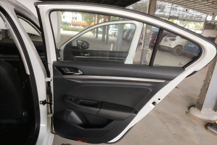 大众 宝来 2020款 1.5L 自动精英型中控内饰7006