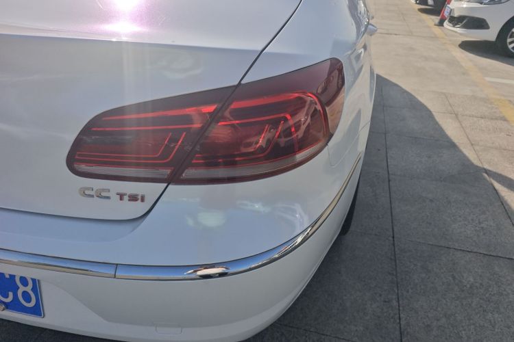 一汽-大众CC 2016款 2.0TSI 至尊型车身外观9