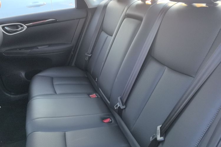 日产 轩逸 2022款 经典 1.6XL CVT豪华版中控内饰21