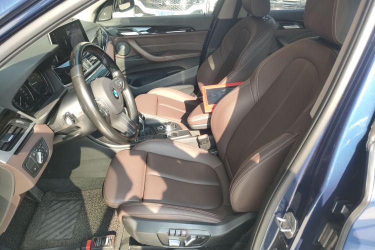 宝马X1 2021款 sDrive25Li 领先型局部细节19