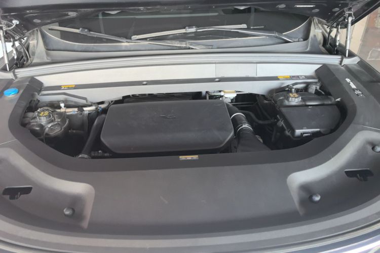 理想汽车 理想L8 2024款 Max机舱底盘24