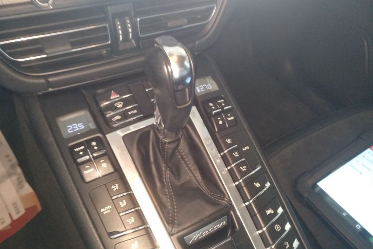 保时捷 2018款 Macan 2.0T局部细节18