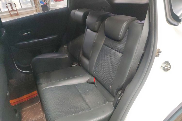 思铭 东风本田X-NV 2020款 风驰版中控内饰21