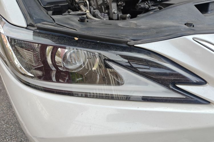 雷克萨斯ES 2018款 200 卓越版 国VI车身外观6006