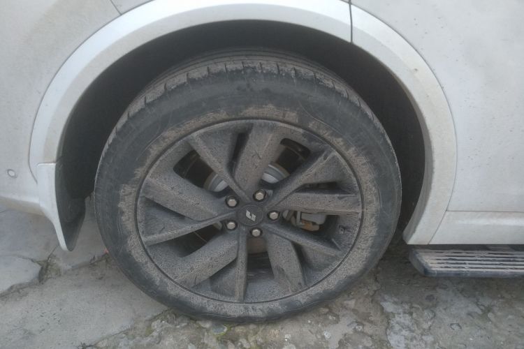 理想汽车 理想L7 2023款 Pro车身外观6008