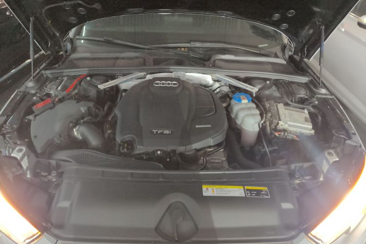 奥迪A4L 2019款 40 TFSI 时尚型 国V局部细节24