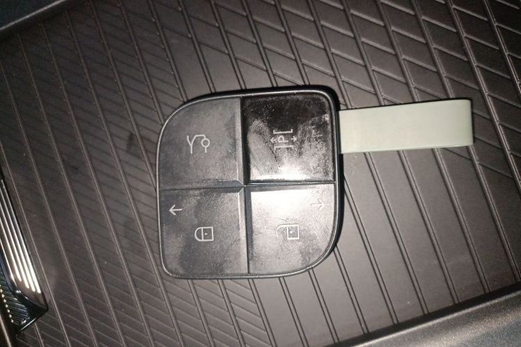 领克08 EM-P 2023款 220km 时间限量版中控内饰11