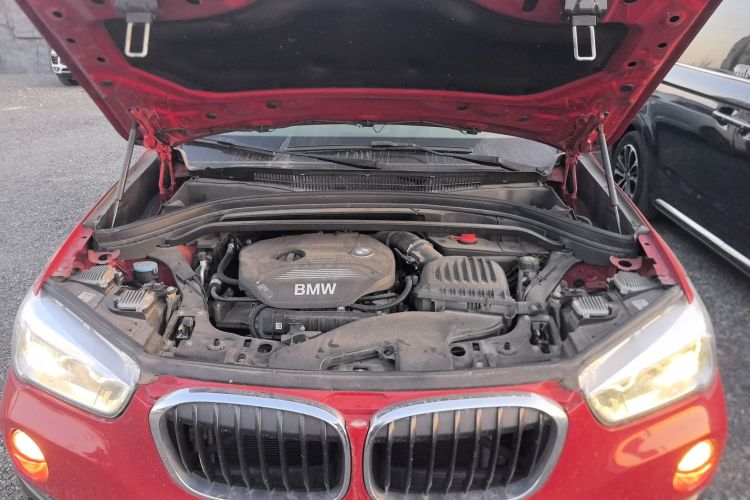 宝马X1 2018款 sDrive18Li 尊享型机舱底盘24