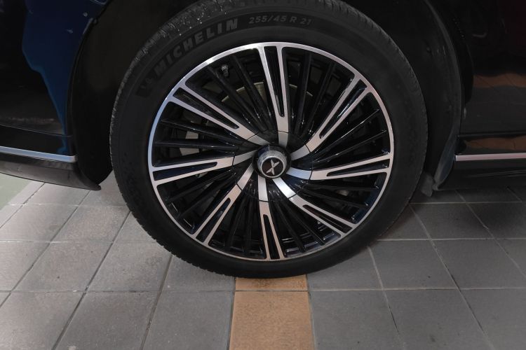 小鹏G9 2024款 570 Max车身外观6008