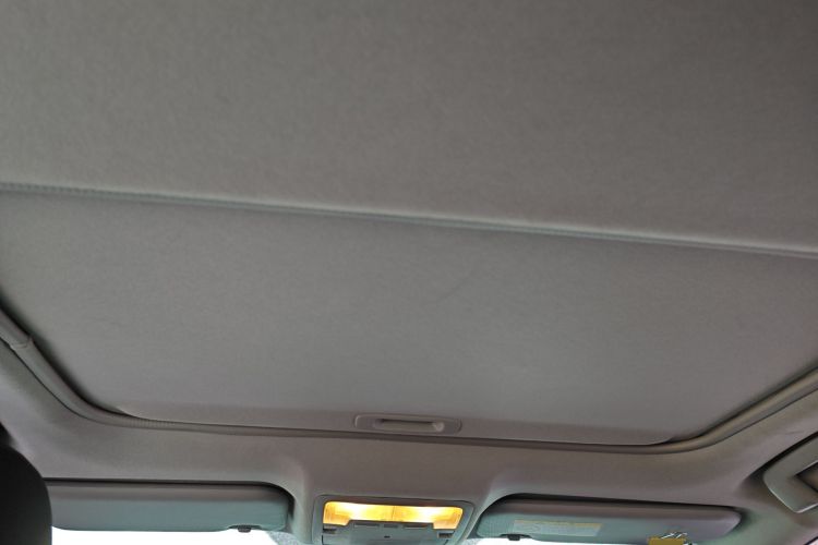 丰田 卡罗拉 2016款 双擎 1.8L E-CVT豪华版中控内饰22