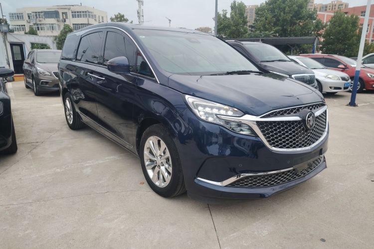 别克GL8 2020款 Avenir艾维亚 四座尊礼版车身外观3