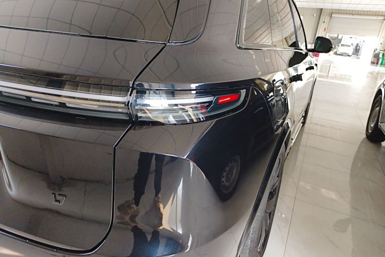 理想汽车 理想L7 2025款 Pro 智能焕新版车身外观6006