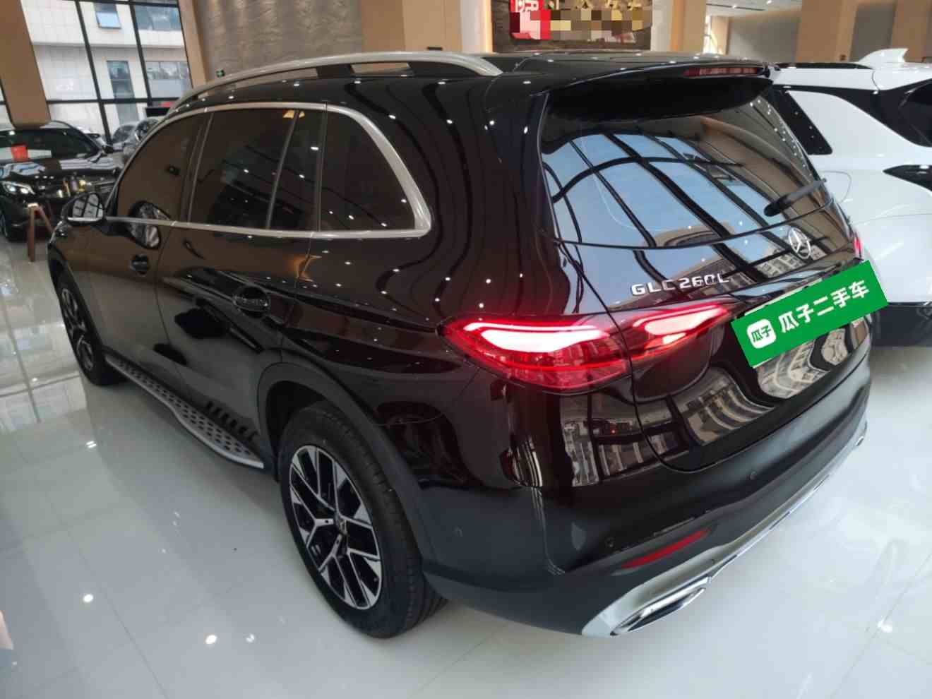 奔驰GLC 2025款 改款 GLC 260 L 4MATIC 动感型(3)
