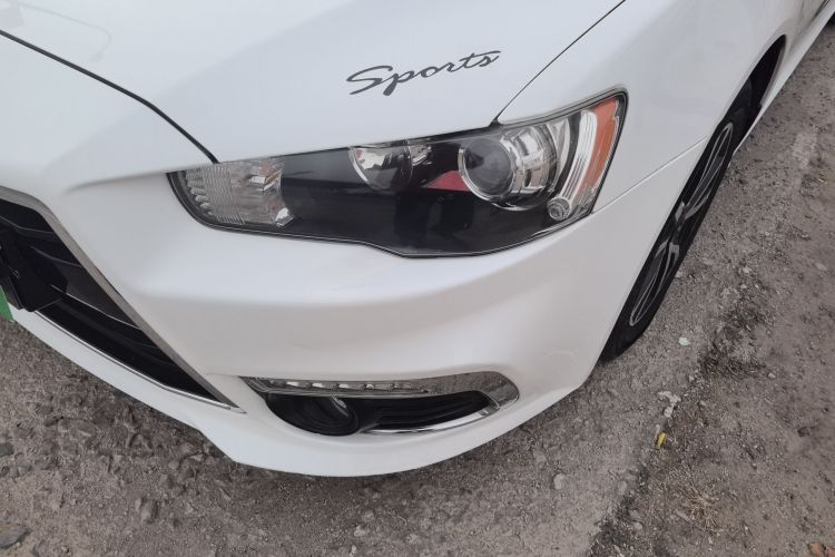 三菱 翼神 2015款 1.8L CVT致尚版 国V局部细节36