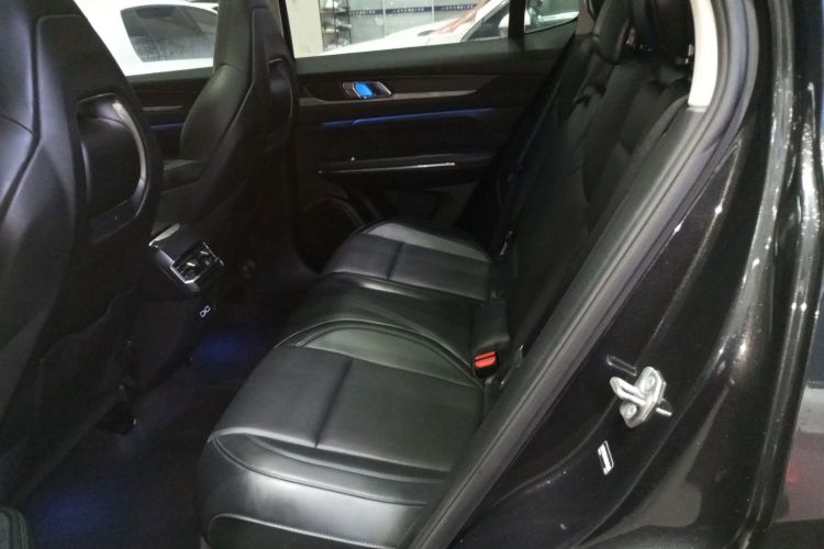 领克01 2021款 2.0TD 两驱型Pro中控内饰21