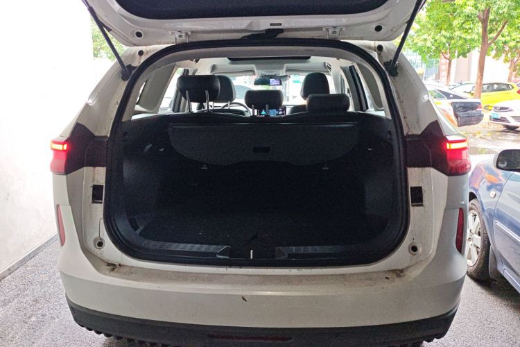 哈弗H6 2024款 1.5T 两驱经典版机舱底盘23