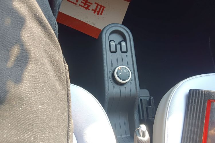 五菱汽车 宏光MINIEV 2022款 马卡龙臻享款 磷酸铁锂局部细节18