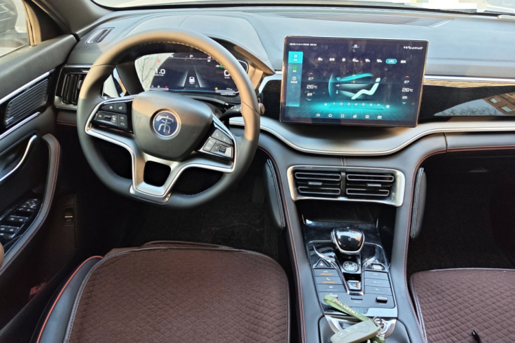 比亚迪 宋PLUS 2020款 1.5T 自动尊贵型中控内饰13