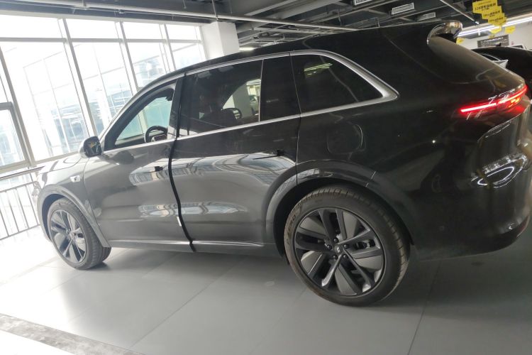 理想汽车 理想L6 2024款 Pro车身外观4