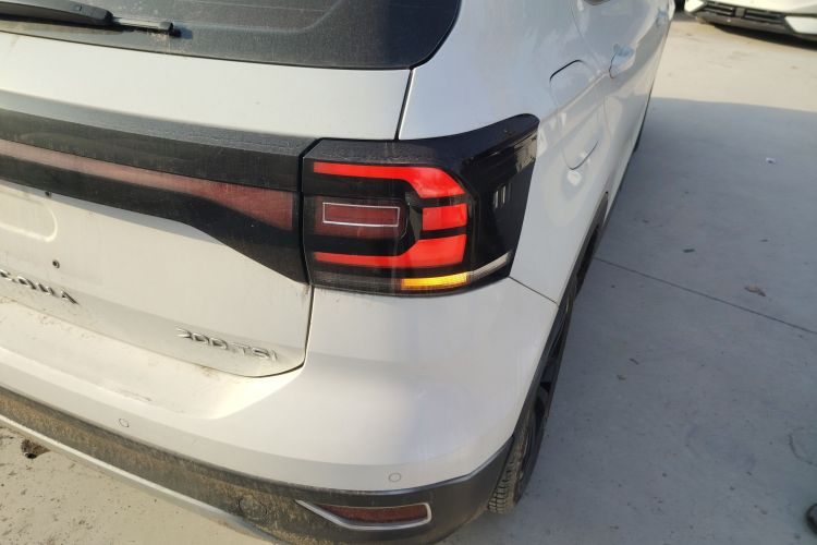 大众 探影 2021款 200TSI DSG 悦智联版车身外观9