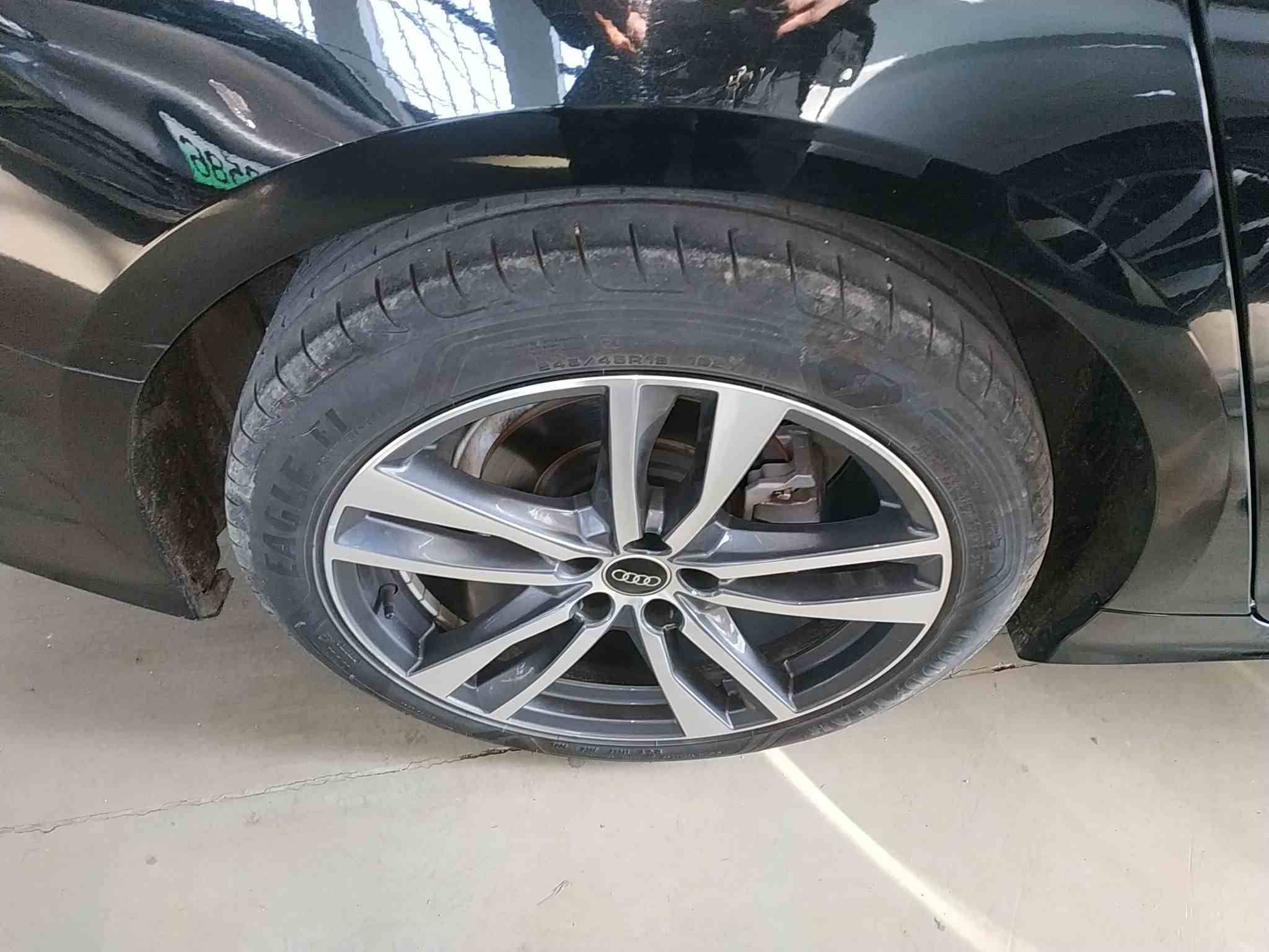 奥迪A6L 2024款 40 TFSI 豪华动感型(2)