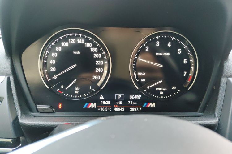 宝马1系 2018款 118i 运动型局部细节14