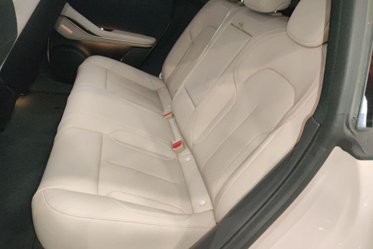 蔚来ET5 2024款 75kWh中控内饰21