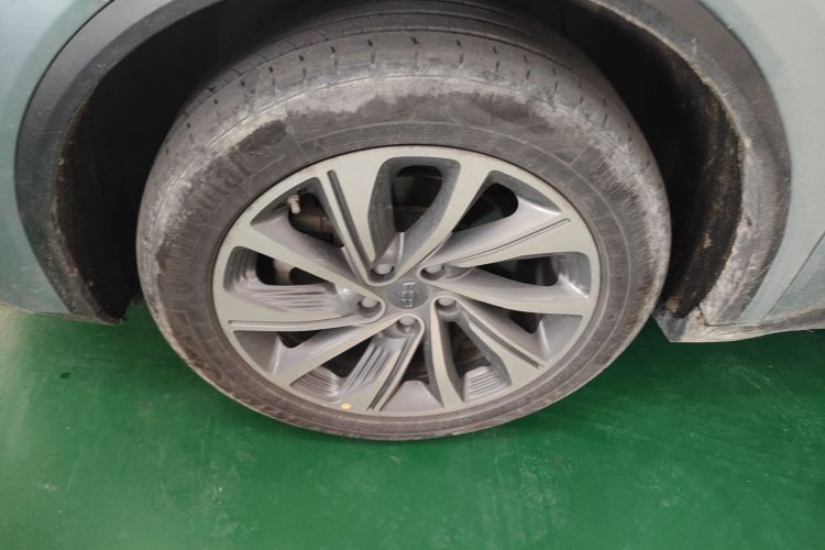 吉利汽车 嘉际 2019款 1.5TD MHEV DCT臻享型车身外观6007