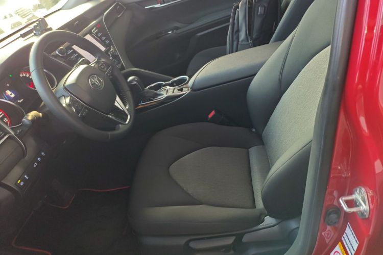 丰田 凯美瑞 2018款 2.0S 锋尚版中控内饰19