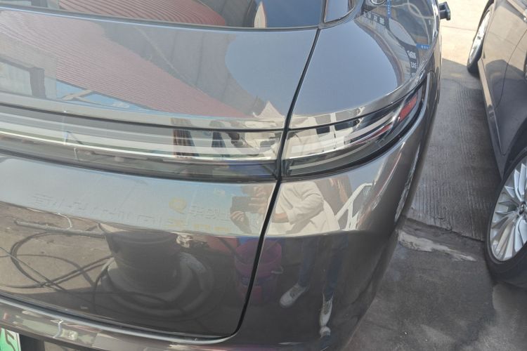 理想汽车 理想L7 2023款 Pro车身外观6006