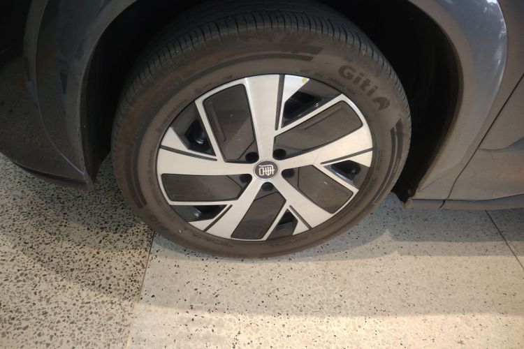 比亚迪 唐L 2025款 EV 670KM激光雷达尊享型车身外观6002