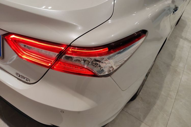 丰田 凯美瑞 2019款 2.5G 豪华版 国VI车身外观9