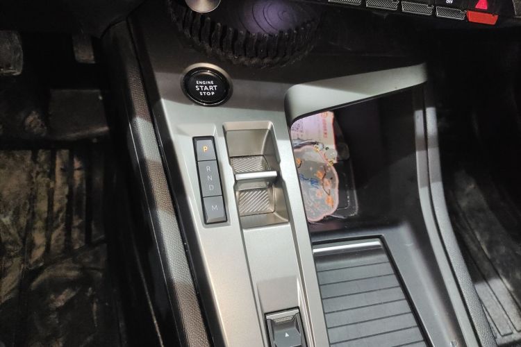 标致408X 2023款 魅力版中控内饰18