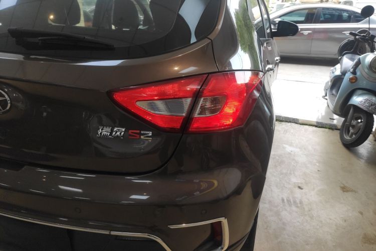 江汽集团 瑞风S2 2015款 1.5L CVT豪华智能型车身外观6006