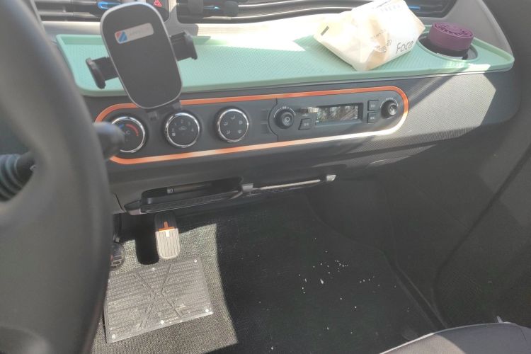 五菱汽车 宏光MINIEV 2022款 自在款 磷酸铁锂局部细节16