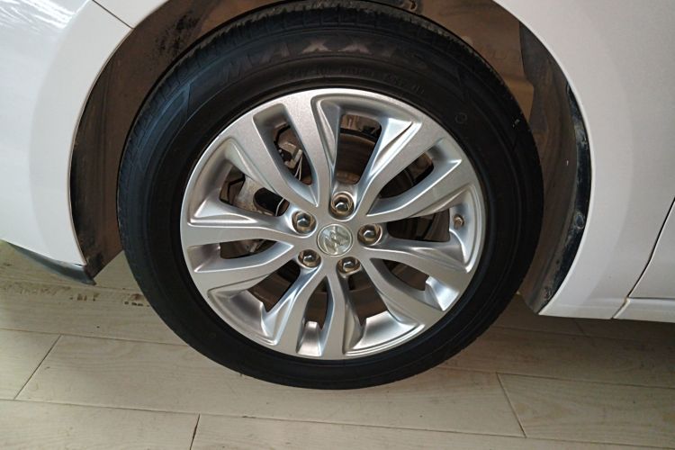 别克 英朗 2021款 改款 典范 1.5L 自动精英型车身外观6007