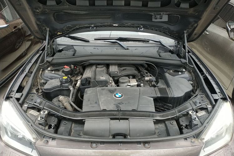 宝马X1(进口) 2012款 sDrive18i豪华型机舱底盘24