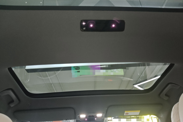 理想汽车 理想L7 2023款 Air中控内饰22