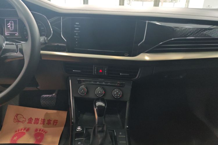 大众 帕萨特 2020款 改款 280TSI 商务版 国VI中控内饰16