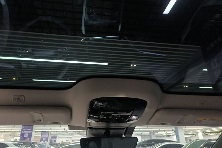 雷克萨斯RZ 2023款 450e 四驱纵享版局部细节22