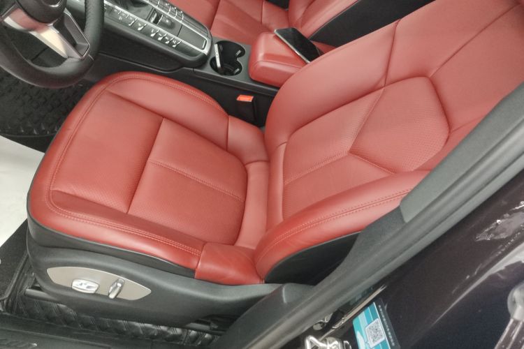 保时捷 2021款 Macan 2.0T中控内饰19