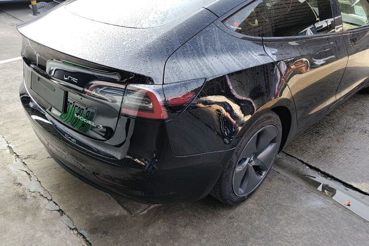 特斯拉 Model 3 2020款 标准续航后驱升级版车身外观6006