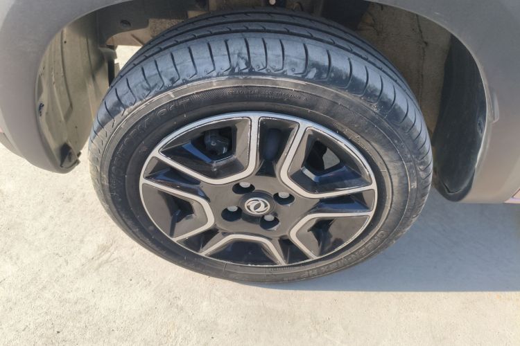 东风纳米EX1 2023款 PRO 轻风版闪电型车身外观6007