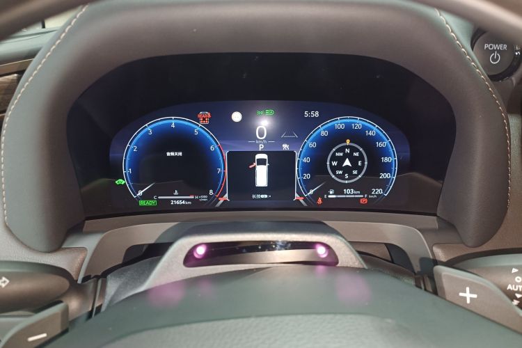 丰田 埃尔法 2024款 双擎 2.5L 臻享版中控内饰14