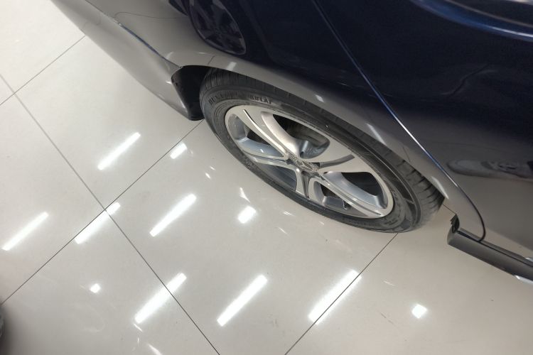 奔驰C级 2020款 C 260 L 运动版车身外观6008