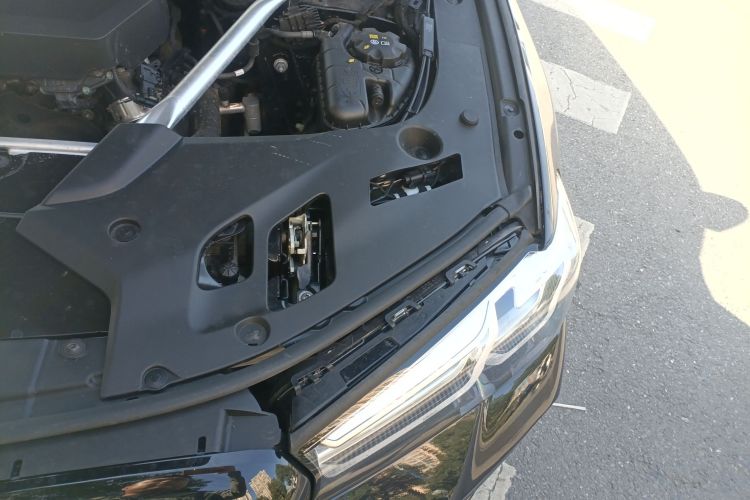 宝马5系 2022款 改款二 525Li M运动套装局部细节9007