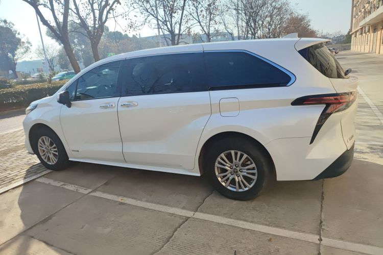 丰田 赛那SIENNA 2021款 2.5L混动 舒适版车身外观6003