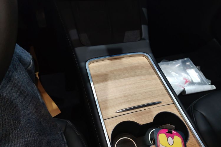 特斯拉 Model 3 2021款 标准续航后驱升级版中控内饰18